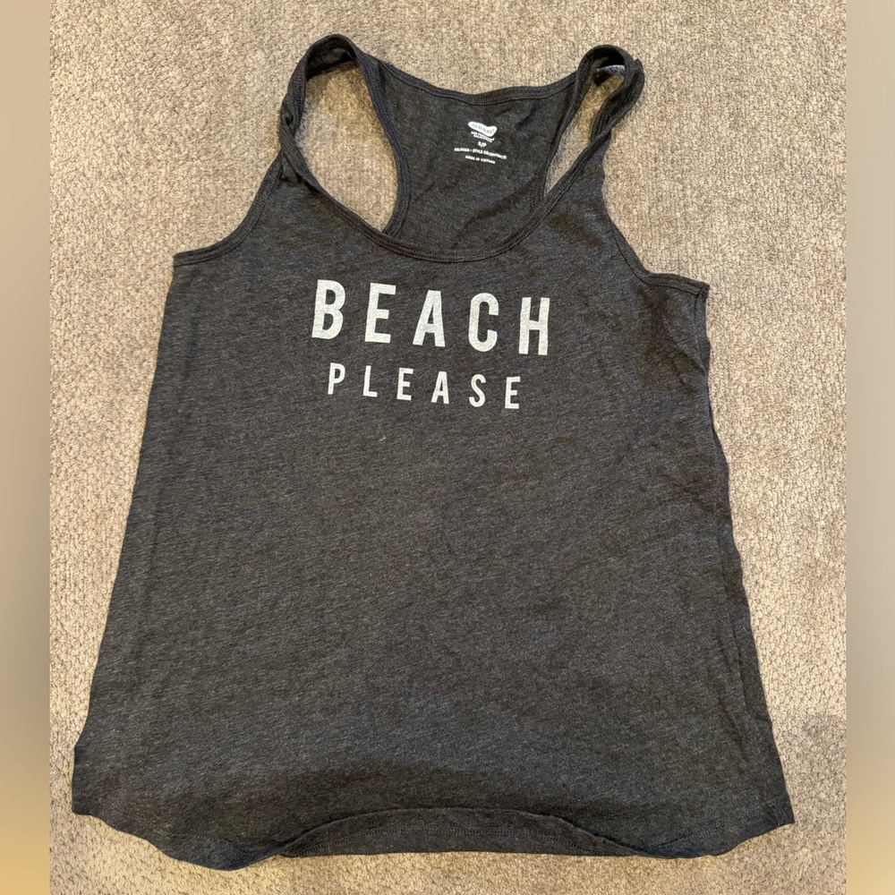“Beach Please” graphic tank top